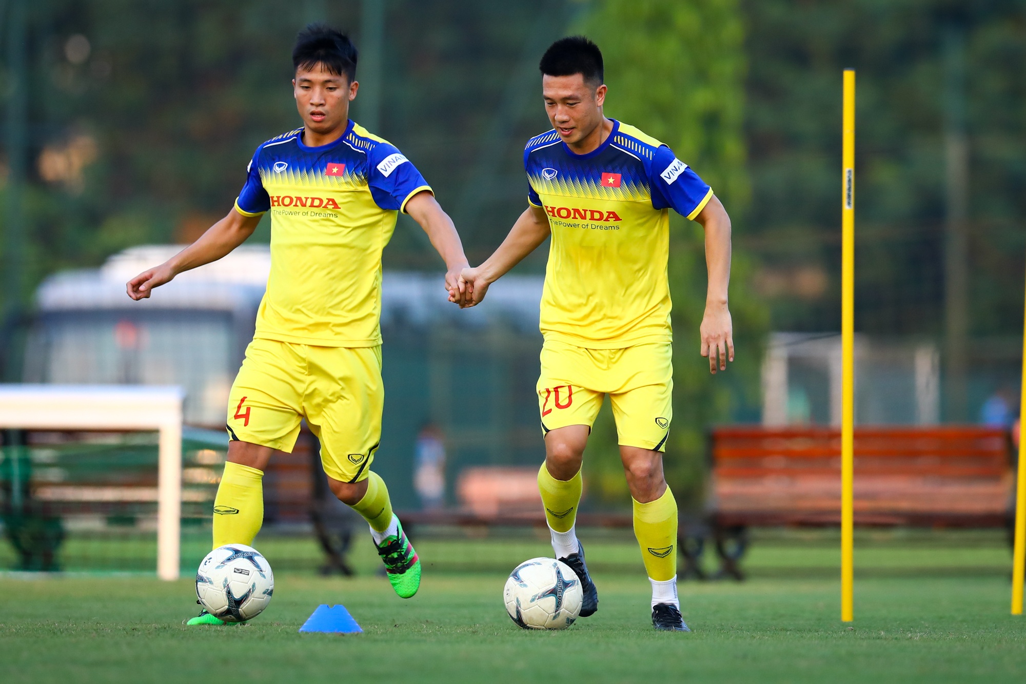 Xuan Truong da hong,  Tuan Anh chinh phuc anh 9