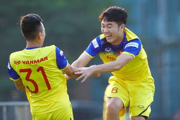 Tuyen Viet Nam dau noi bo voi U22 truoc vong loai World Cup hinh anh