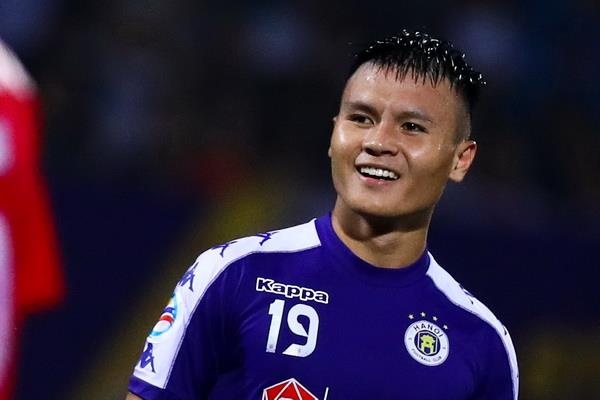 Quang Hai du giai bong da 7 nguoi vo dich toan quoc hinh anh