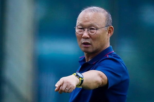 Phat hien tuyen thu dau ngon chan, HLV Park lap tuc bat nghi tap hinh anh