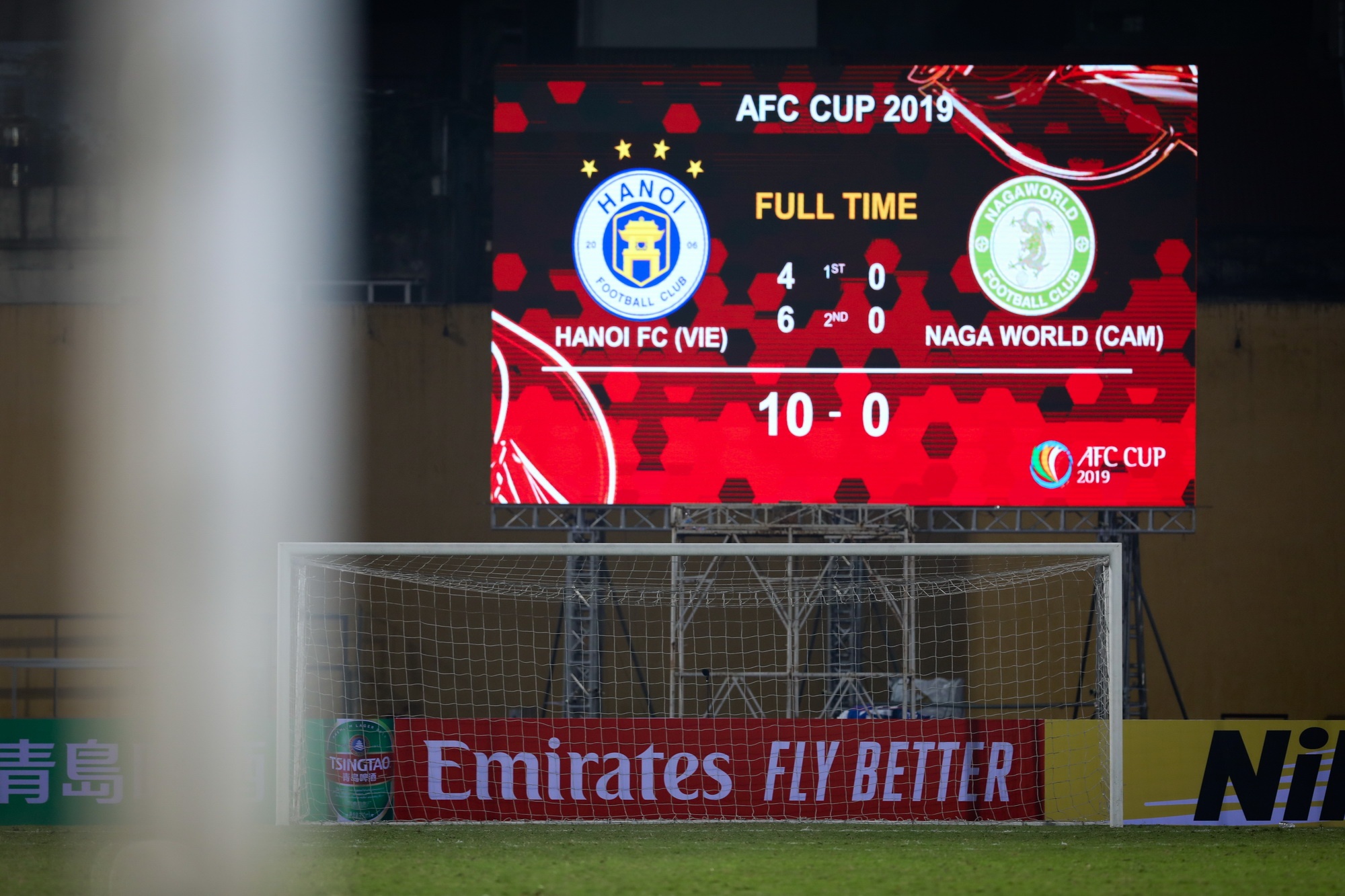 CLB Ha Noi bi phat de song,  khong phai de chet anh 2