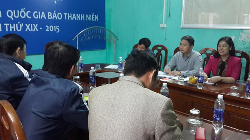 CLB Ha Noi bi phat de song,  khong phai de chet anh 3