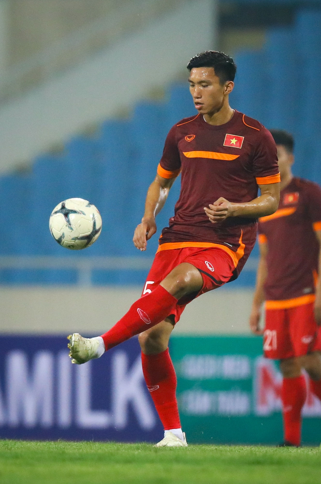 Van Hau pho dien ky thuat anh 5