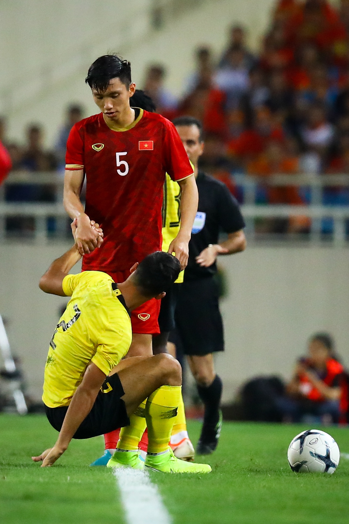 Van Hau khoa chet sao nhap tich anh 3