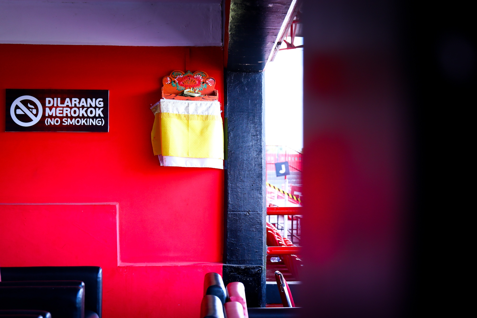 Cận cảnh sân đấu tuyển Việt Nam ở Bali ảnh 6 Can canh san dau tuyen Viet Nam o Bali anh 6