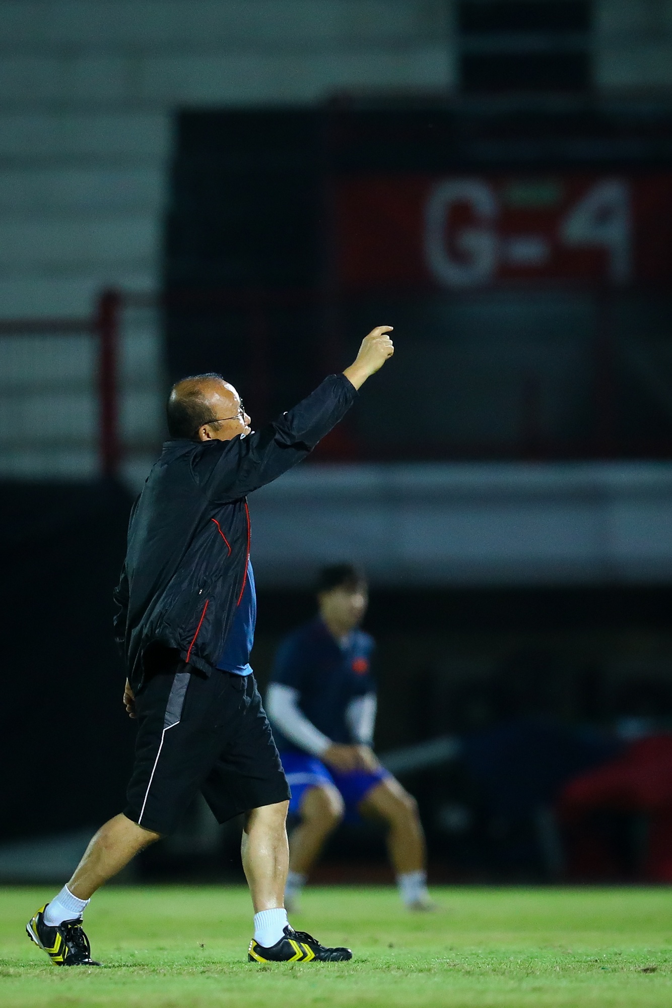 HLV Park noi gian may quay tuyen Viet Nam anh 7