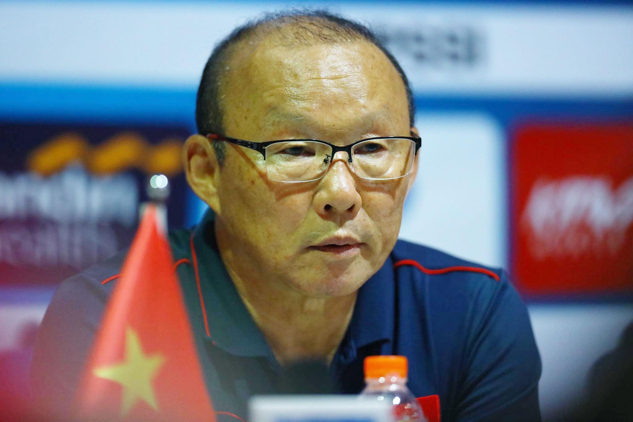 HLV Park Hang-seo: 'Tuyen Viet Nam co the thang Thai Lan, UAE' hinh anh