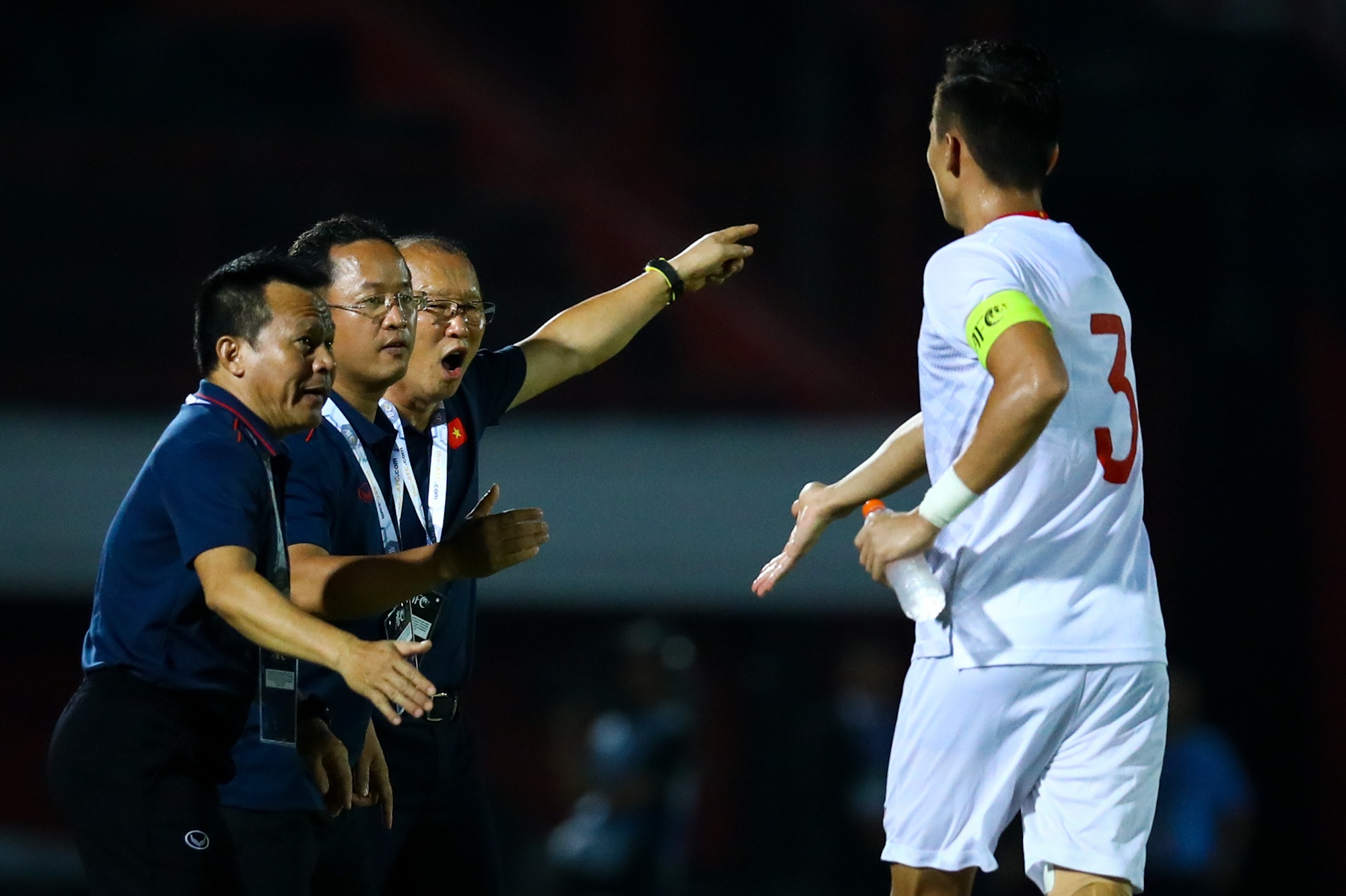 HLV Park giuc Ngoc Hai ve phong ngu anh 5