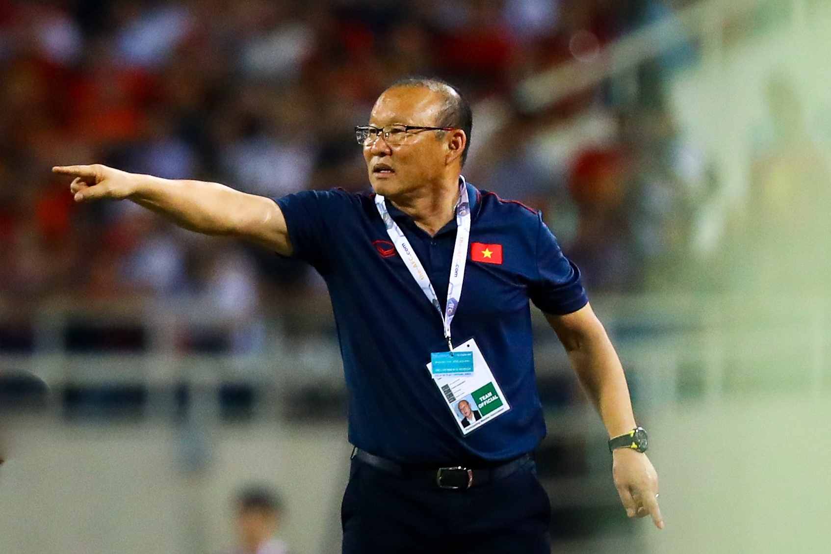 Bàn tay thầy Park trên bánh lái ảnh 1 Ban tay thay Park tren banh lai anh 1