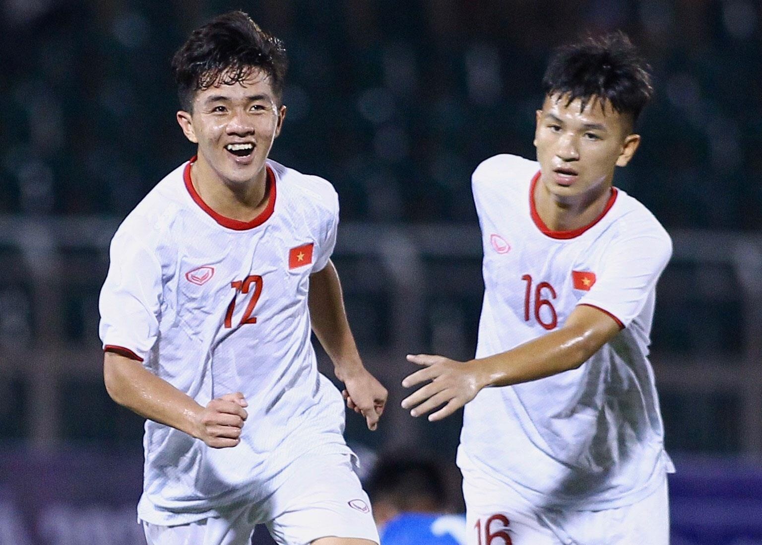 U19 Viet Nam gianh chien thang 4-1 truoc Guam tai vong loai chau A hinh anh