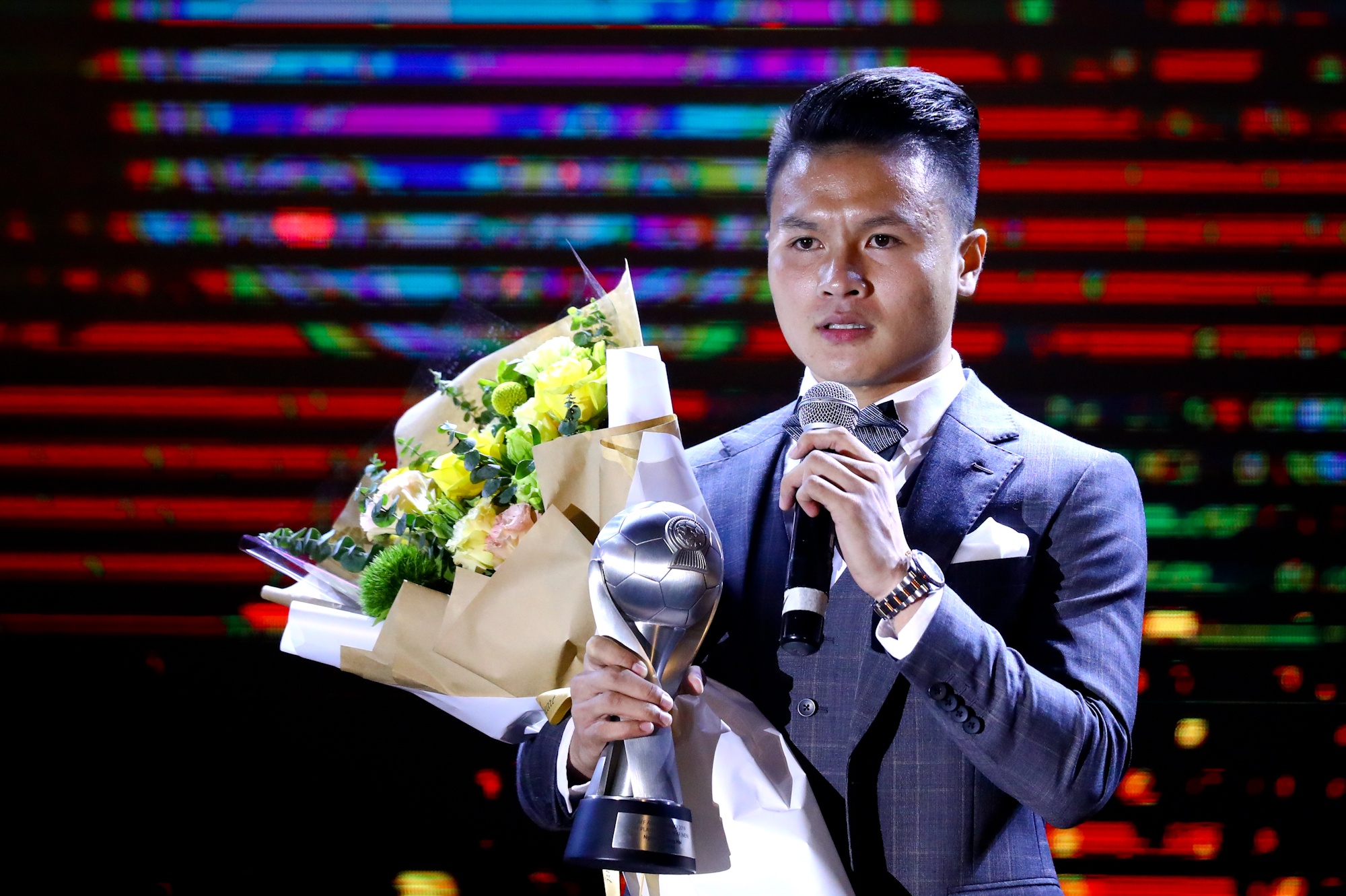 Quang Hai lap cu dup AFF Awards 2019 anh 1