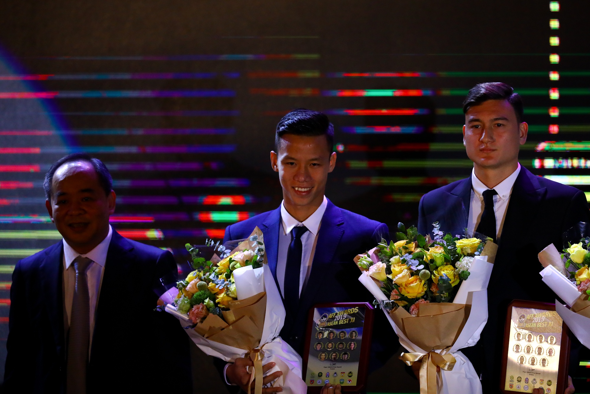 Quang Hai lap cu dup AFF Awards 2019 anh 3