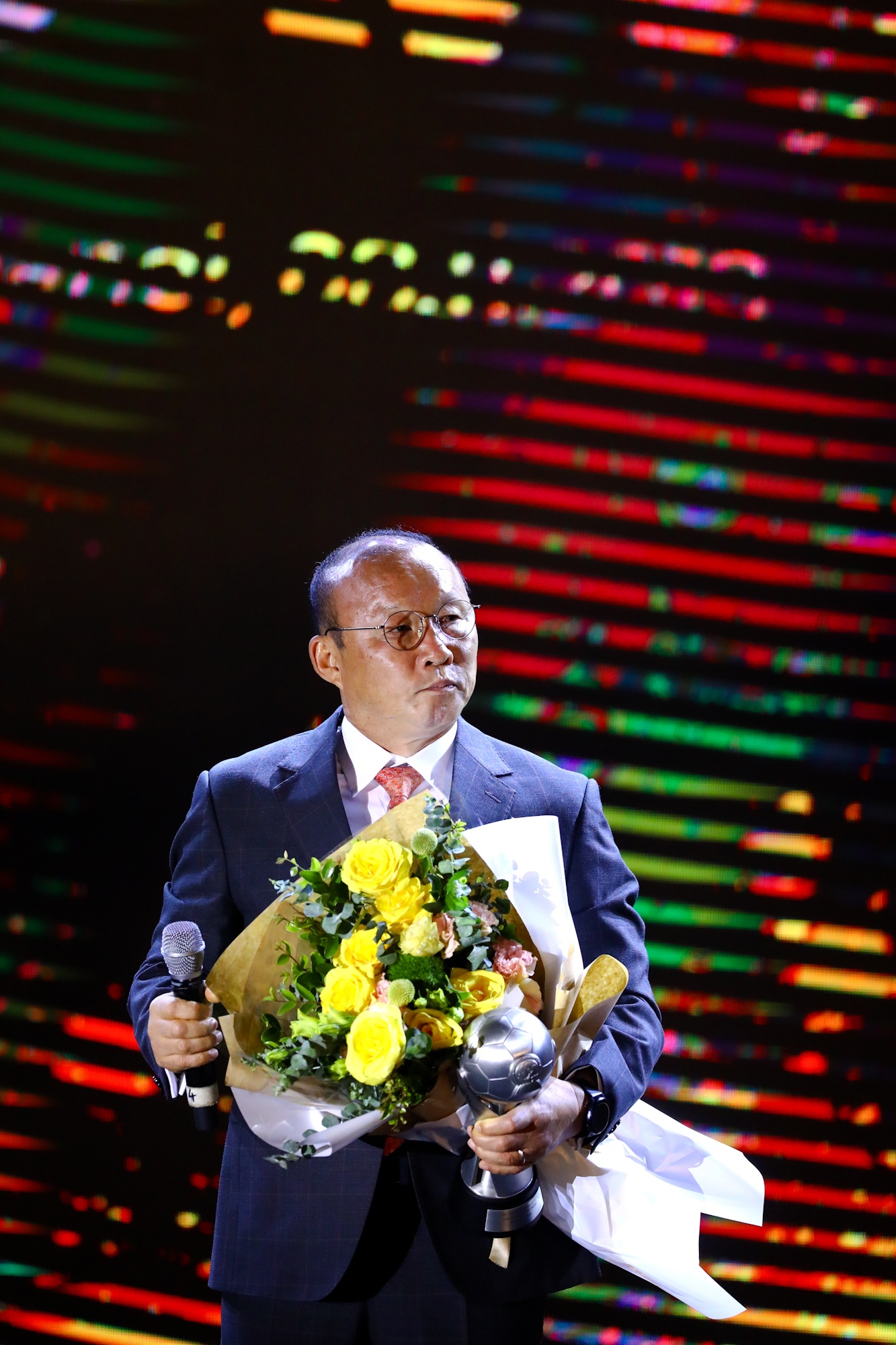 Quang Hai lap cu dup AFF Awards 2019 anh 4