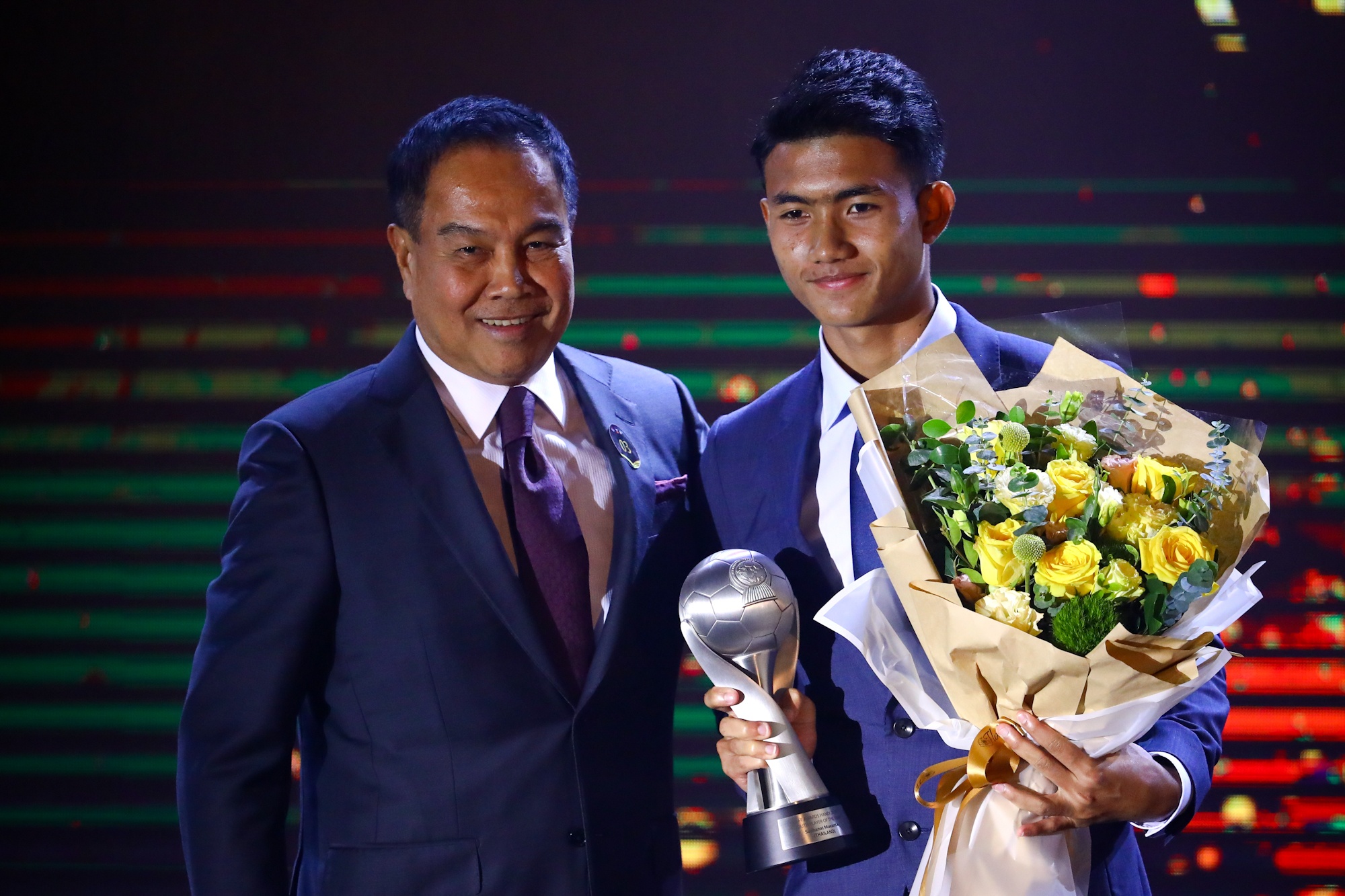 Quang Hai lap cu dup AFF Awards 2019 anh 7