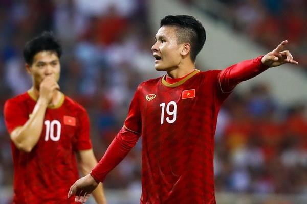 ‘Nhin Quang Hai toa sang o chau A, toi biet cau ay du suc da tai Nhat’ hinh anh