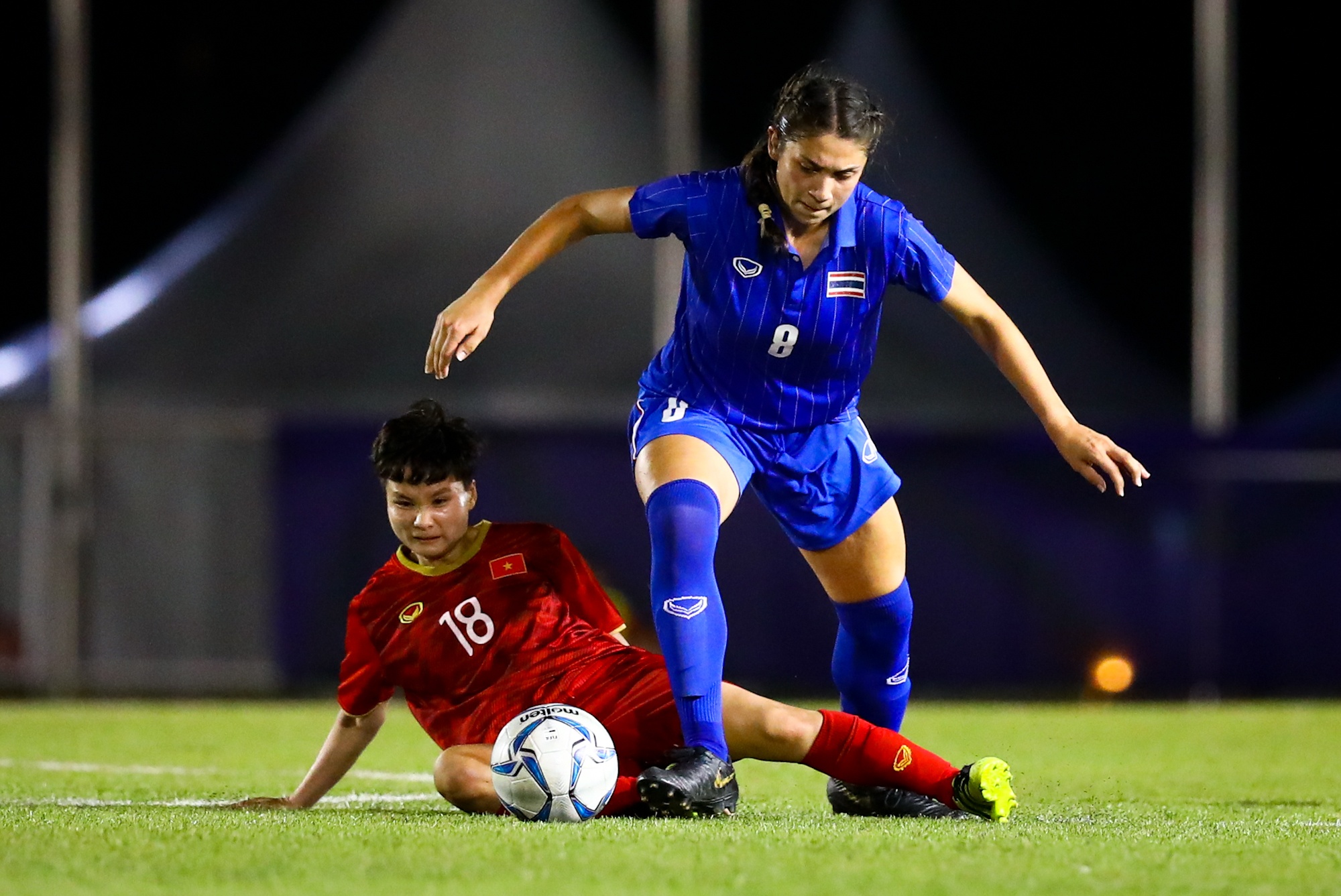 Qua bong Vang Viet Nam that vong anh 13