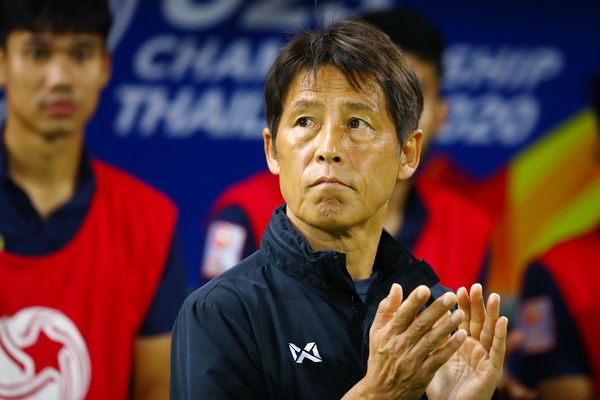 HLV Nishino tiet lo bi quyet khich tuong de Thai Lan vao tu ket hinh anh