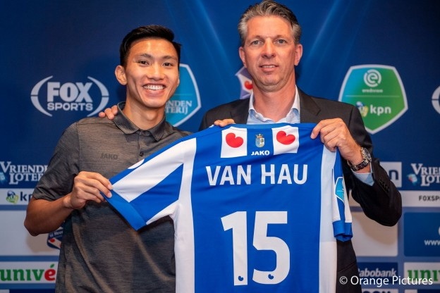 Van Hau Heerenveen anh 1