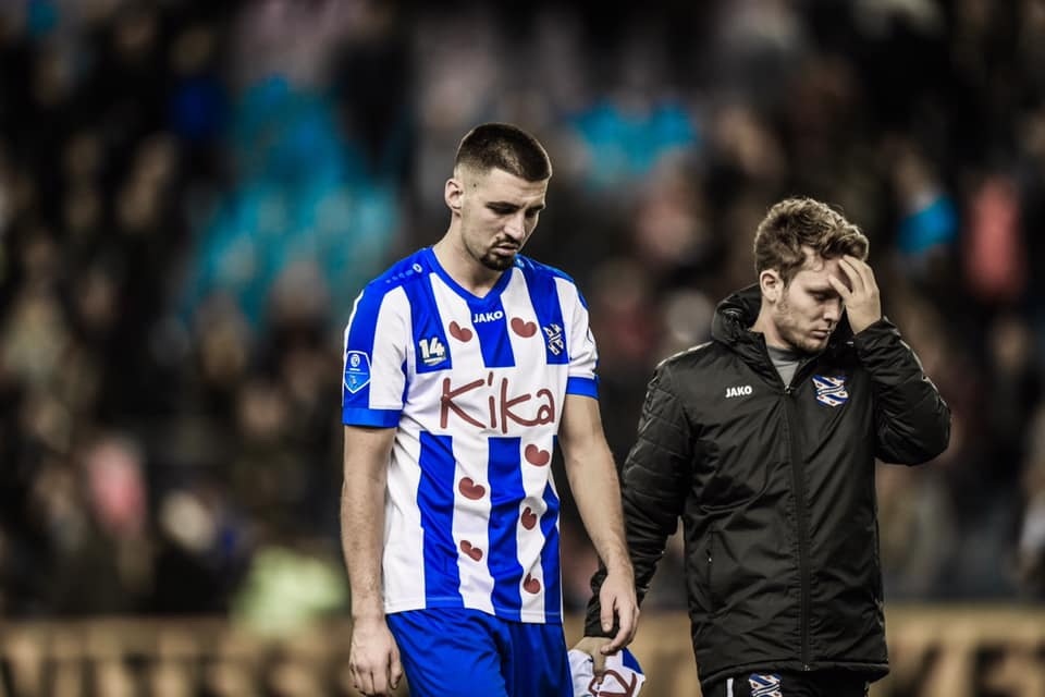 Van Hau Heerenveen anh 1