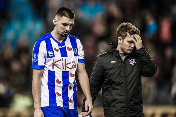 Hau ve Heerenveen: ‘Chang con gi ngoai noi nhuc nha’ hinh anh