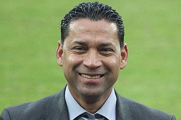 Doi moi len hang che gieu Heerenveen hinh anh