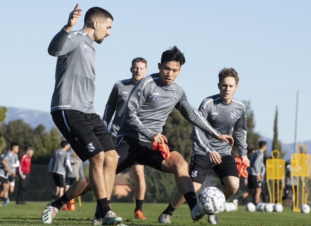 Van Hau Heerenveen anh 2