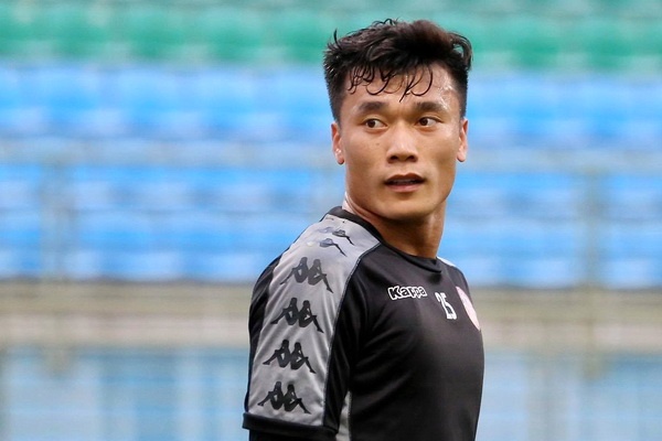 CLB TP.HCM kho xu vi sai lam cua Bui Tien Dung hinh anh