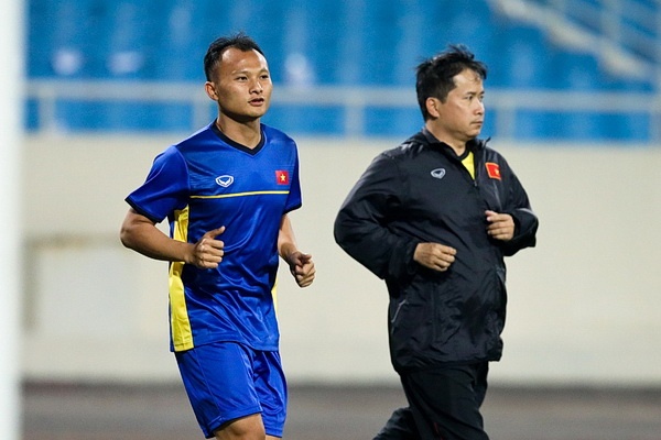 Bac si tuyen Viet Nam - nguoi hung dung phia sau vinh quang hinh anh