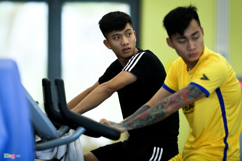 Duy Manh chan thuong anh 4