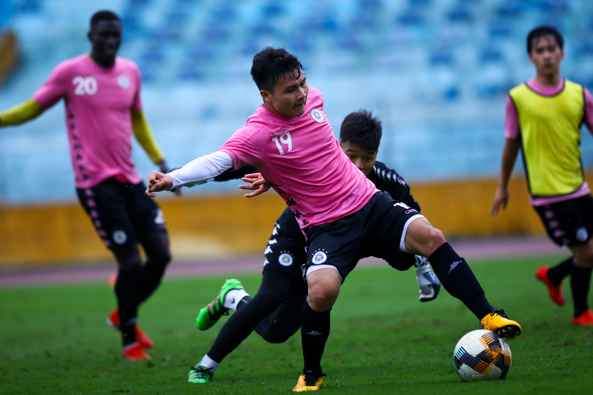 Quang Hai CLB Ha Noi anh 8