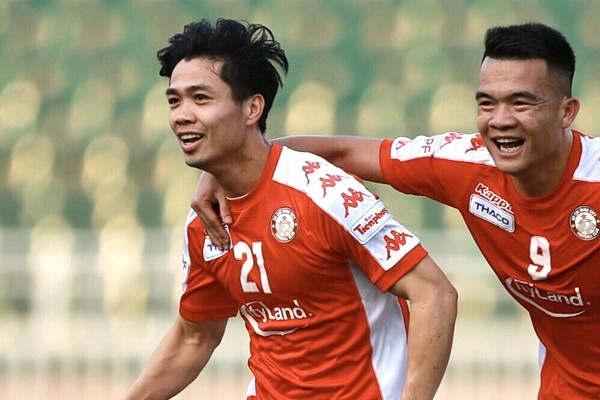 Doi bong Lao co can duoc Cong Phuong dang thang hoa? hinh anh