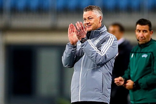 HLV Solskjaer: 'MU xung dang voi moi loi ngoi ca' hinh anh