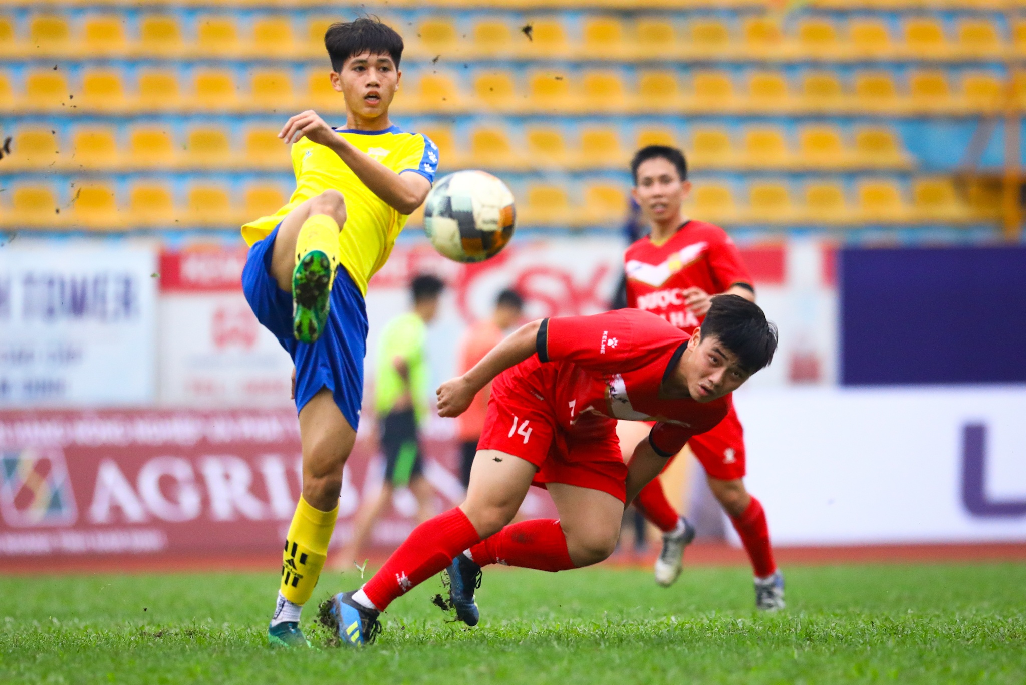 Phung Van Nhien Kiatisak anh 8