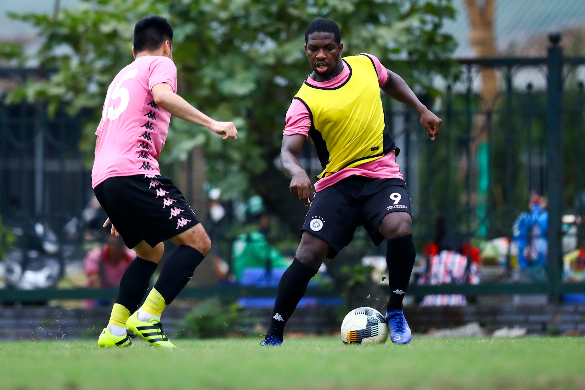 Thanh Luong CLB Ha Noi anh 7