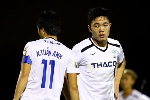 Tuan Anh va Viet Hung choi an y, HAGL con can Xuan Truong? hinh anh