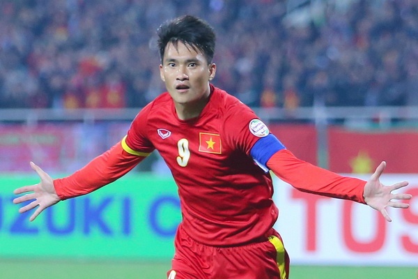 Ai lap day khoang trong Cong Vinh de lai o tuyen Viet Nam? hinh anh