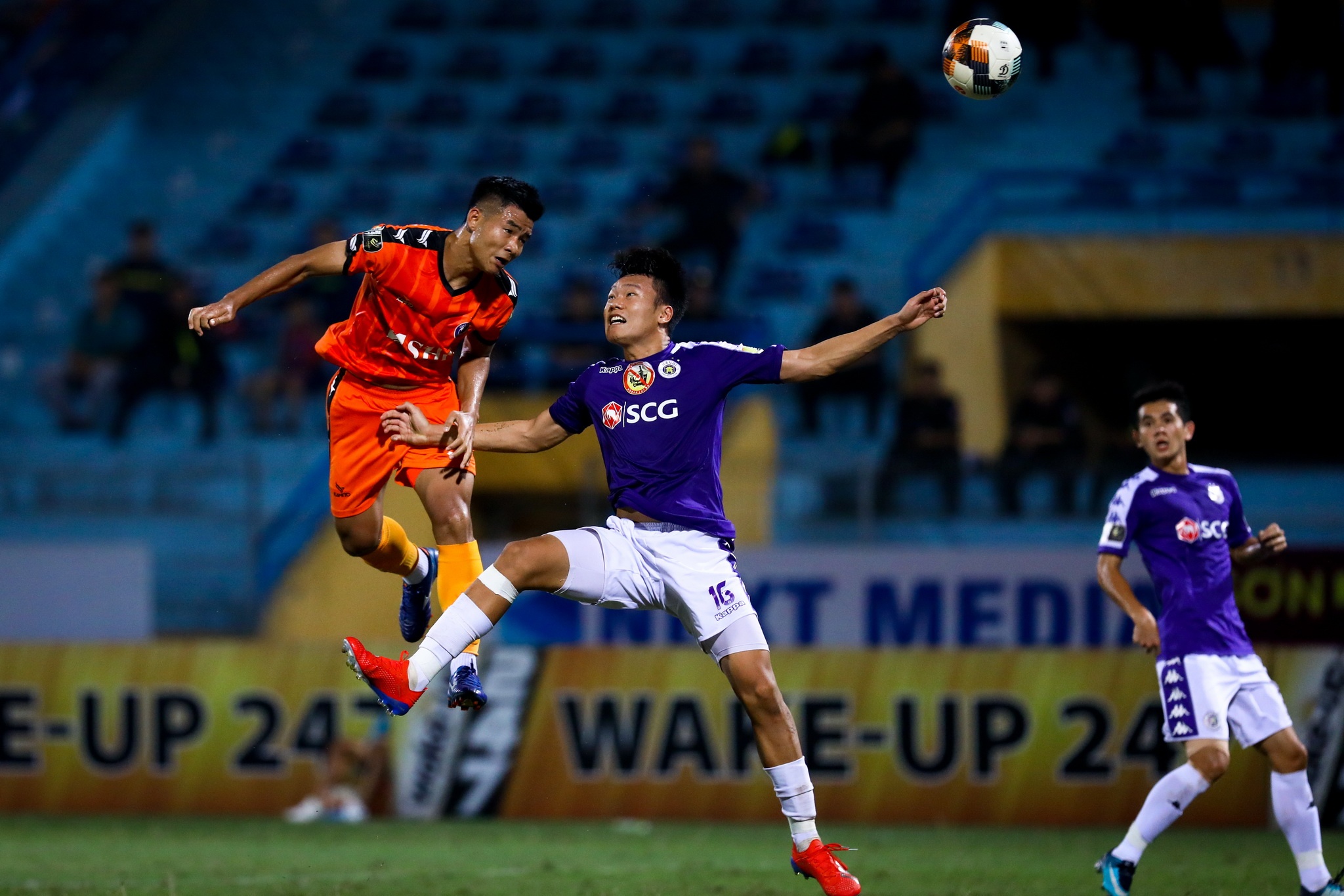 V.League tro lai anh 1