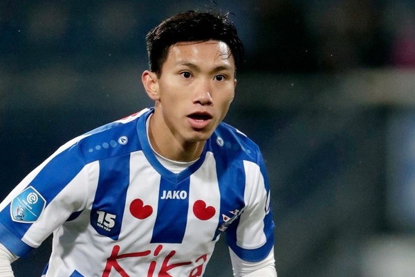 Van Hau se ve Viet Nam, co the thi dau luot ve V.League 2020 hinh anh