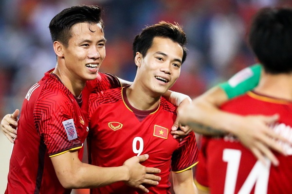 Tuyen Viet Nam doi mat sut me luc luong truoc AFF Cup 2020 hinh anh