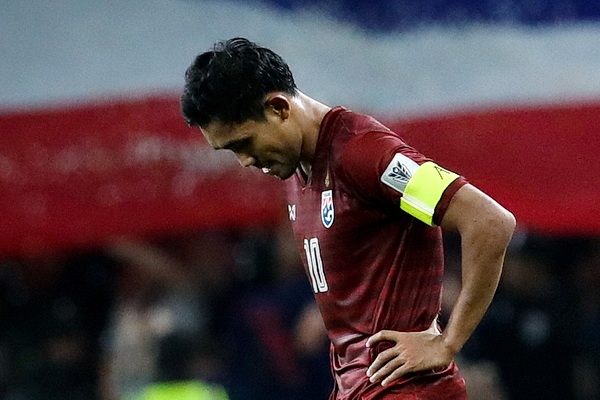 Thai Lan khung hoang tien dao vi nhieu CLB dung ngoai binh hinh anh