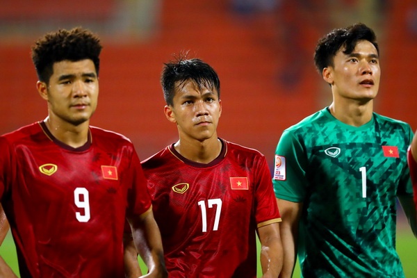 Ai giup HLV Park bao ve ngai vang SEA Games? hinh anh