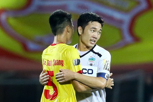 HAGL gap Nam Dinh trong ngay mo man V.League 2022 hinh anh