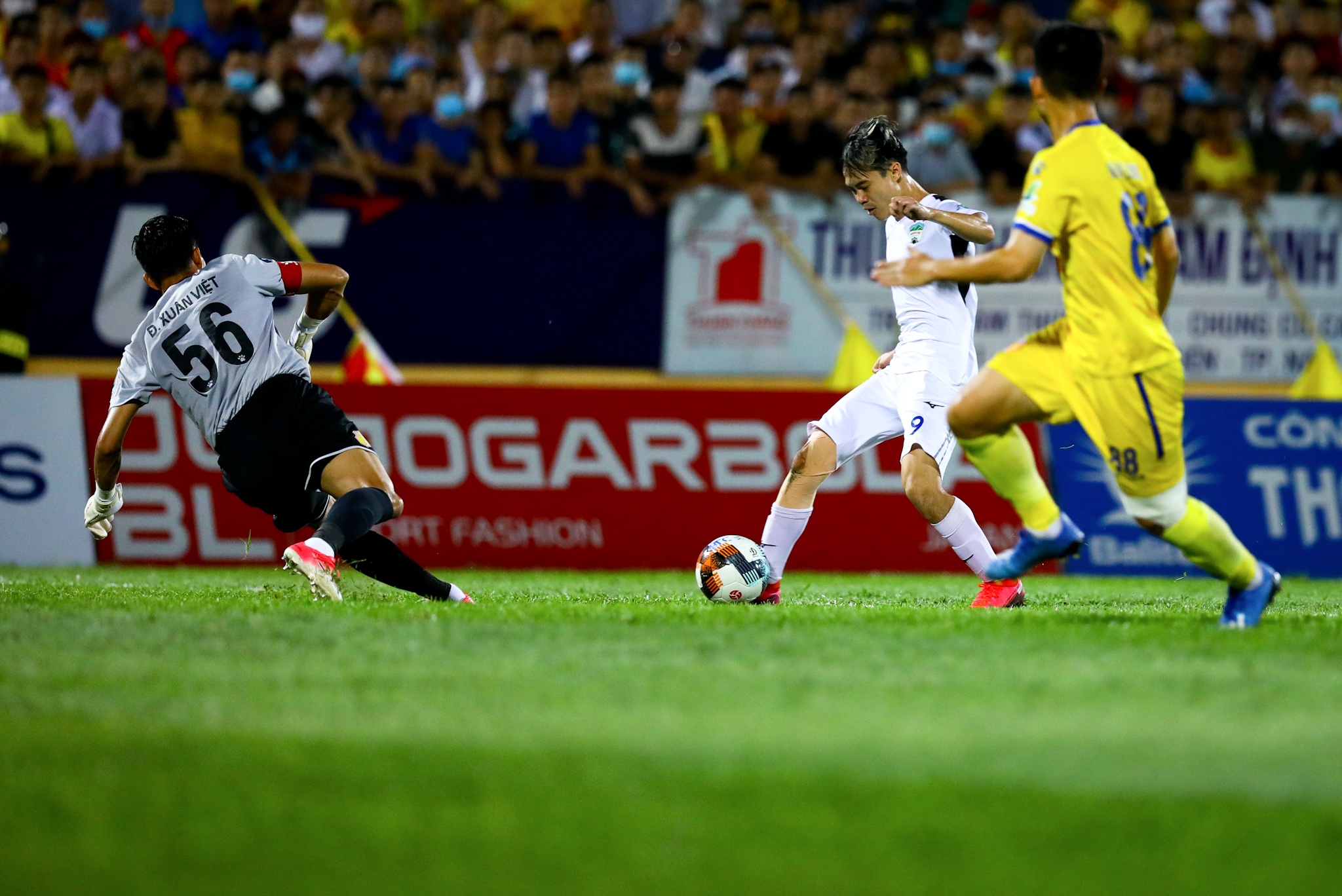 Van Toan Nam Dinh HAGL anh 3