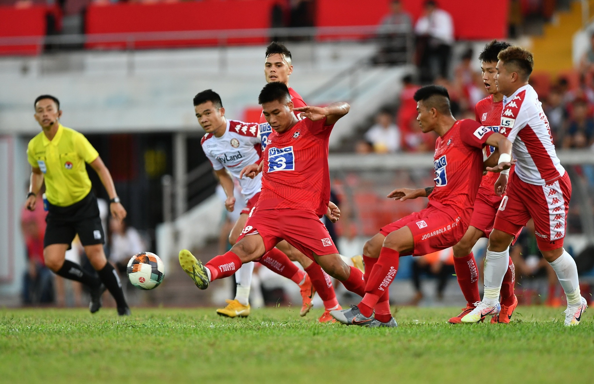 Quoc Vuong Cong Phuong anh 2