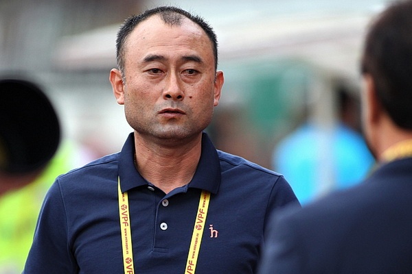 Neu bi HAGL sa thai, HLV Lee Tae-hoon se chap nhan hinh anh