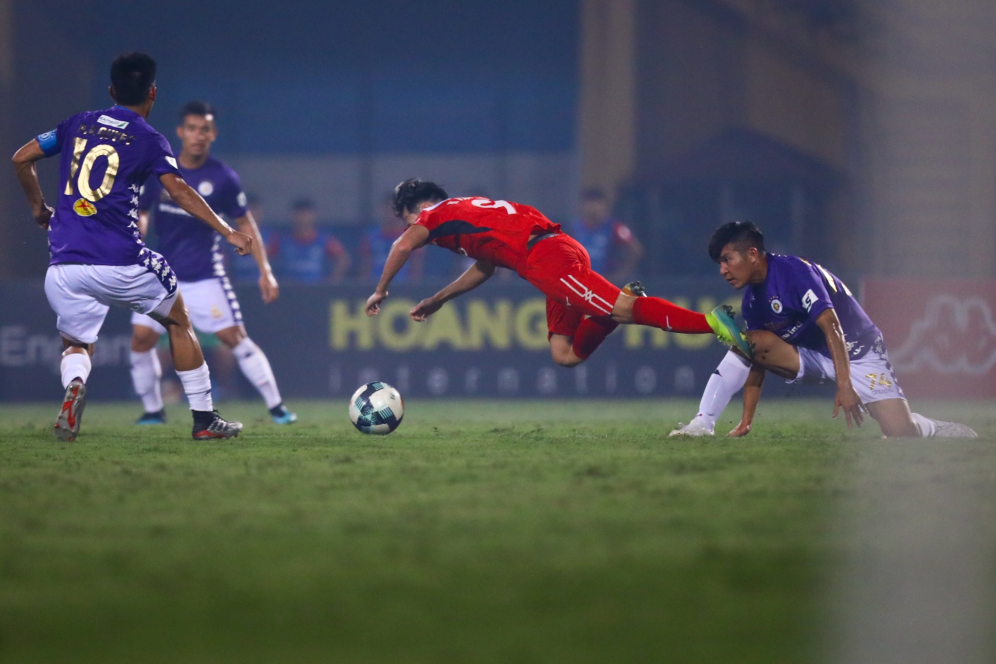 HAGL CLB Ha Noi anh 8