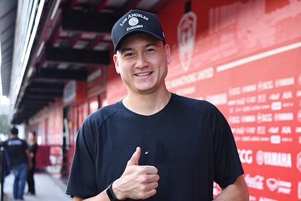 Khong co chuyen Van Lam roi Muangthong vi 1,2 trieu USD hinh anh