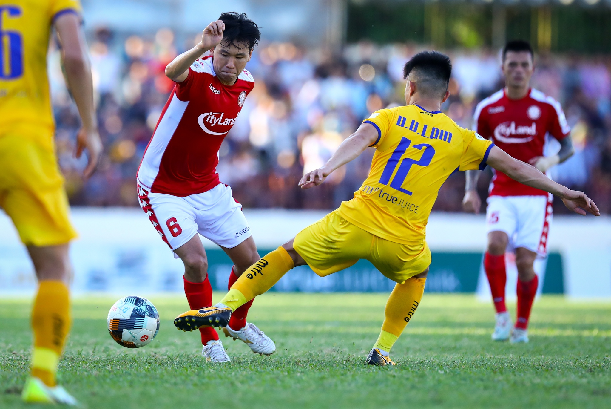 Van Hoang SLNA anh 2