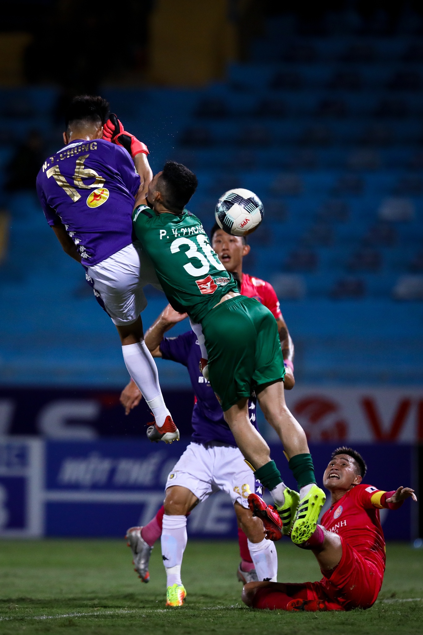 Quang Hai Van Quyet anh 10