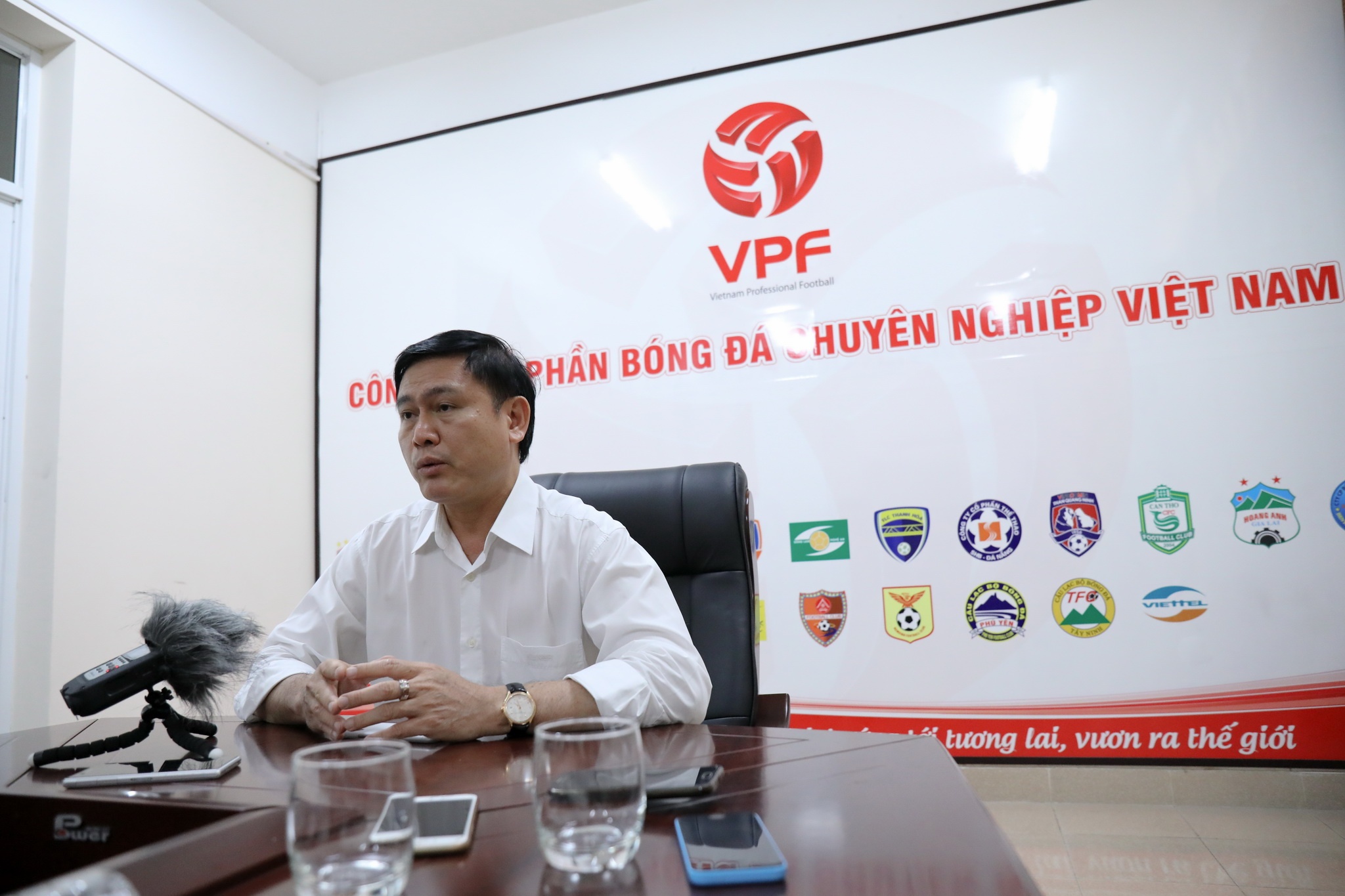 Trong tai V.League anh 3